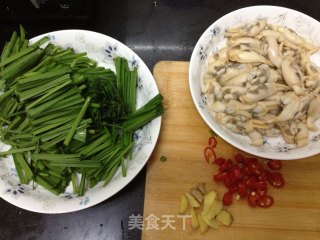 Fried Razor Clams with Leek recipe