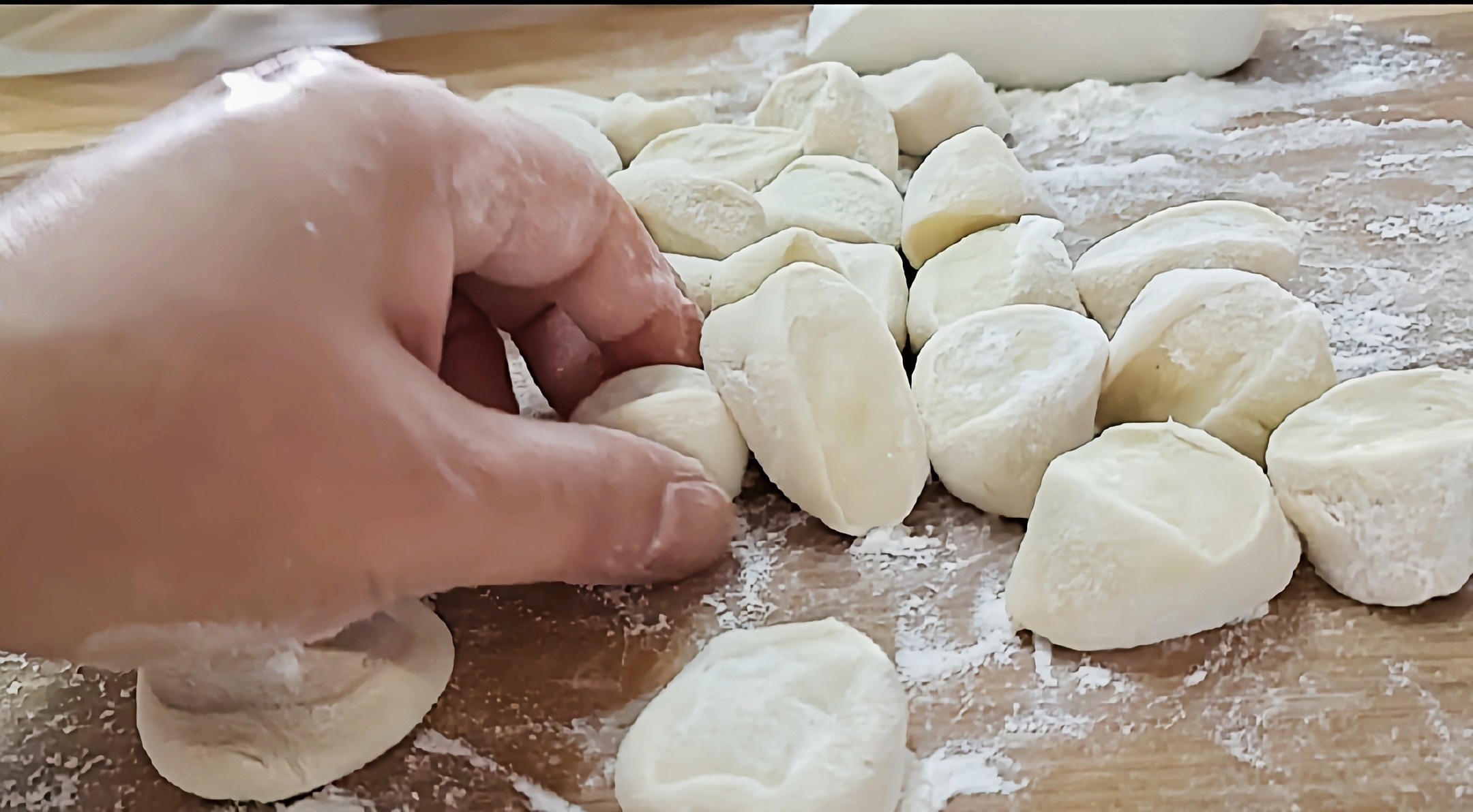 Use It to Make Dumplings in Winter to Enhance Resistance and Prevent Colds~garlic recipe