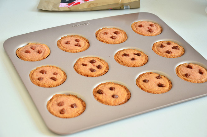 Strawberry Chocolate Fun Toto Biscuits recipe