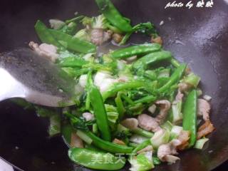 Stir-fried Pork with Three Vegetables recipe