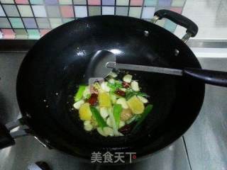 Stir-fried Spicy Clams recipe