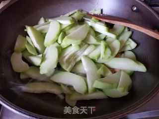 Fried Chayote with Sea Rice recipe