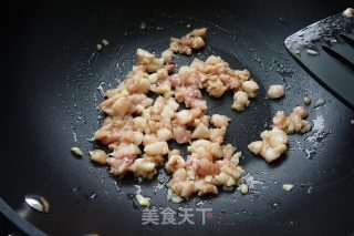 [guangdong] Stir-fried Crocodile Meat with Colorful Vegetables recipe