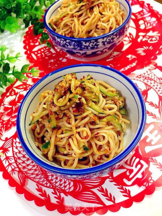 Spicy and Spicy Noodles recipe