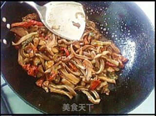 Stir-fried Tripe with Fungus recipe