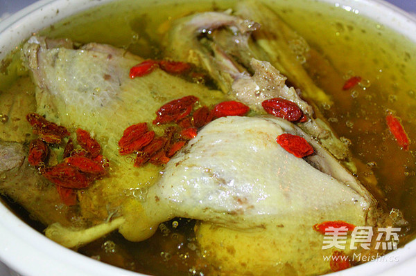 Stewed Old Duck with Polygonatum and Adenophora recipe