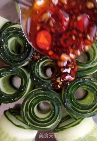 Hot and Sour Cucumber Roll recipe