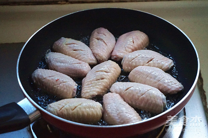 Oyster Sauce Chicken Wings recipe