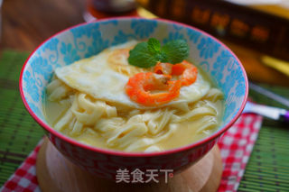Shrimp and Egg Noodle Soup recipe