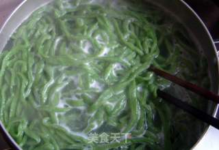 Spinach Fried Noodles recipe