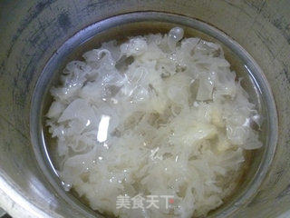 Raisin Cantaloupe Tremella recipe