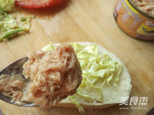 Tuna Bun Burger recipe