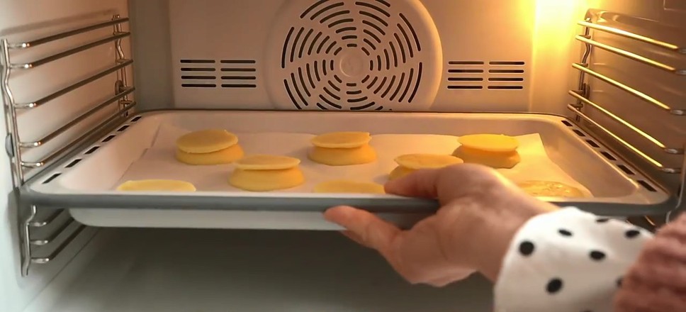 Crispy Strawberry Puffs recipe