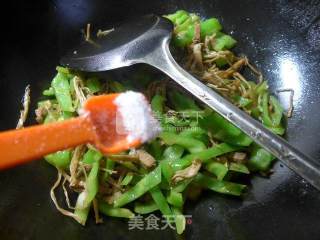 Stir-fried Pork Belly with Bamboo Shoots and Dried Vegetables recipe