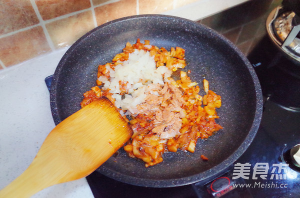 Tuna Spicy Cabbage Fried Rice recipe