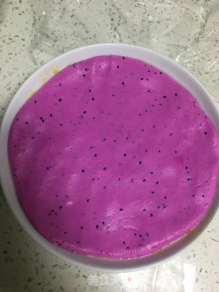 Dragon Fruit Sticky Rice Rolls recipe
