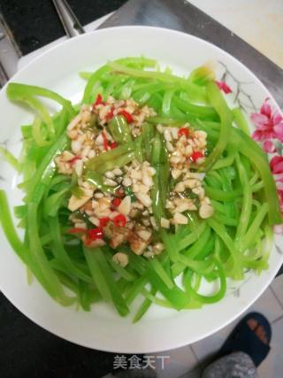 Garlic Nest with Bamboo Shoots recipe