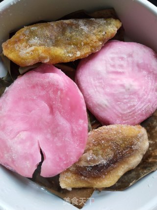 Steamed Kueh with Ginger Leaves recipe