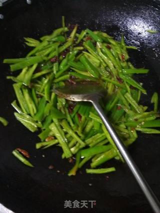 Fried Pork with Chili recipe