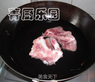 Black Sesame and Black Bean Bone Soup recipe
