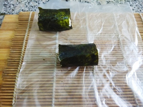 Seaweed Pork Floss Rice Roll recipe