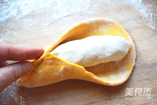 There are More Than Goldfish Steamed Dumplings recipe