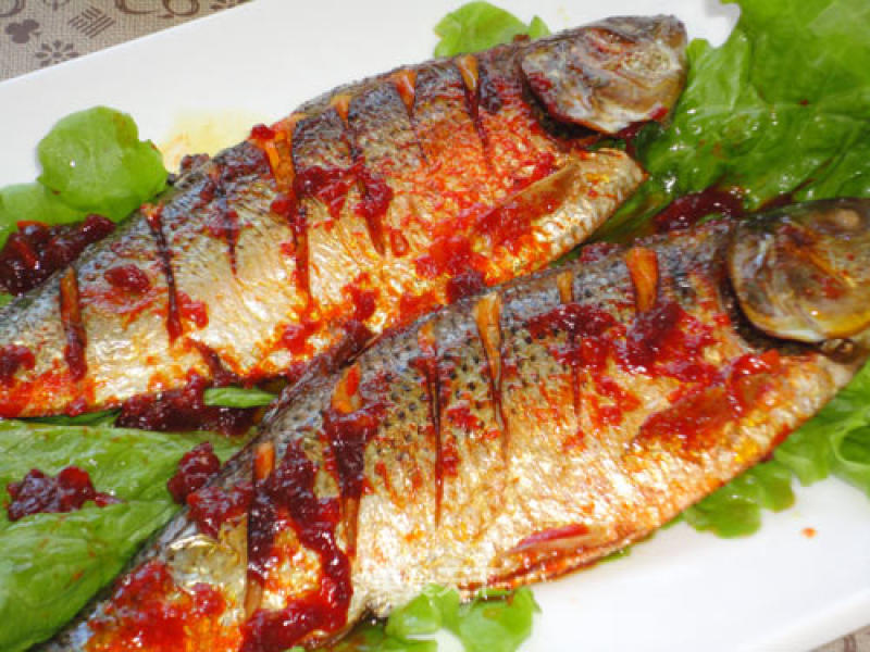 Crucian Carp with Garlic recipe