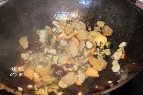 Stir-fried Dried Potatoes with Cucumber Money recipe