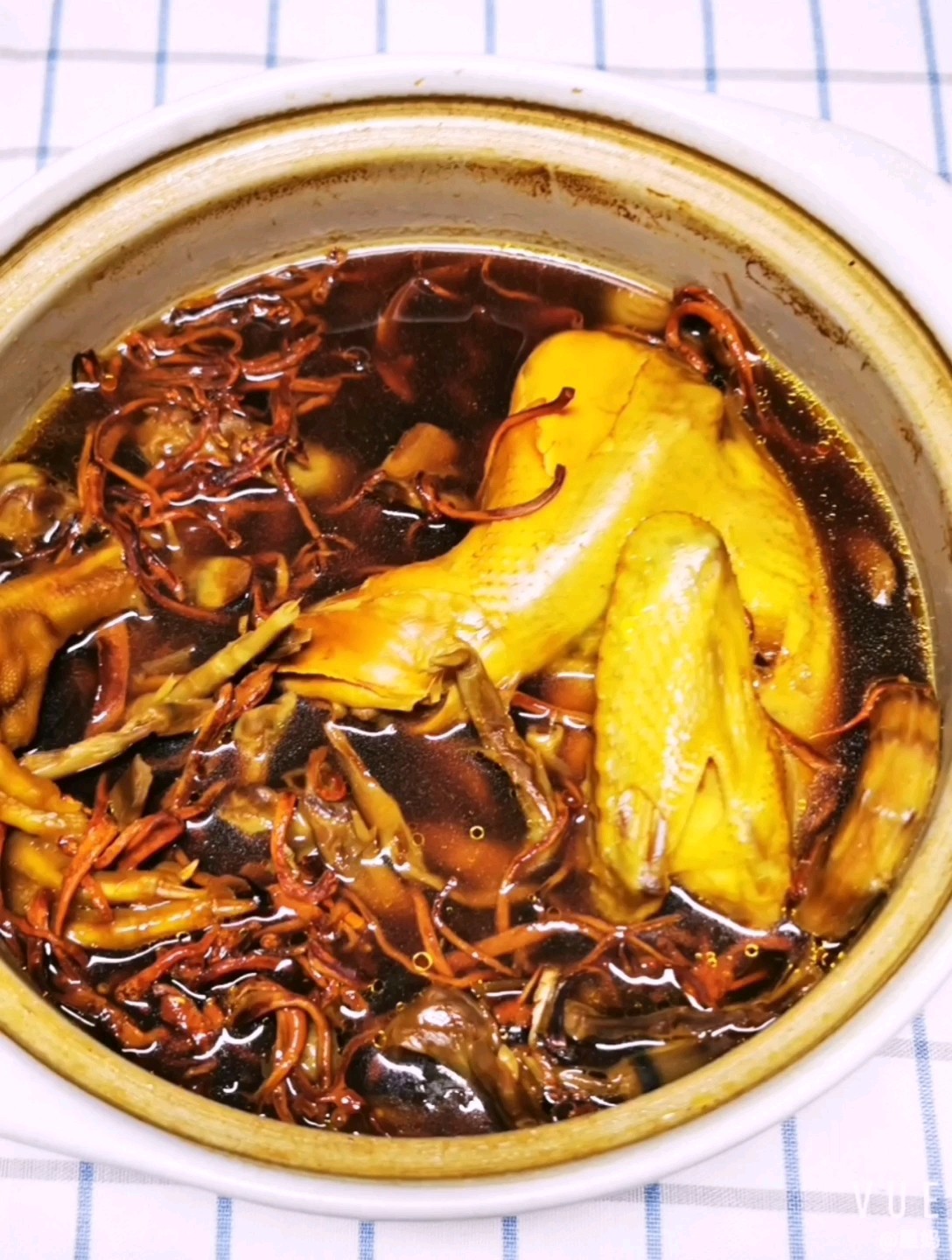 Stewed Chicken with Cordyceps