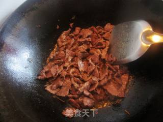 Stir-fried Beef with Mango recipe