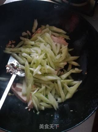 Cucumber Burnt Tofu recipe