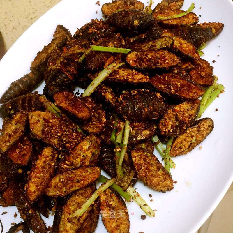 Dried Cumin Cicada Pupa recipe