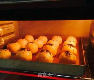 Egg Yolk Crisp recipe