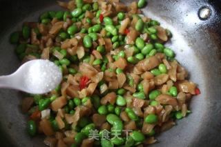 Fried Edamame with Dried Radish recipe