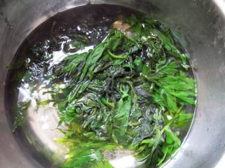 Dedicated to Mother's Love --- to Drive Away The Cold and Warm The Stomach Mugwort Leaves Tuan Tuan recipe