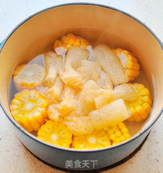 Bamboo Fungus and Corn Soup recipe