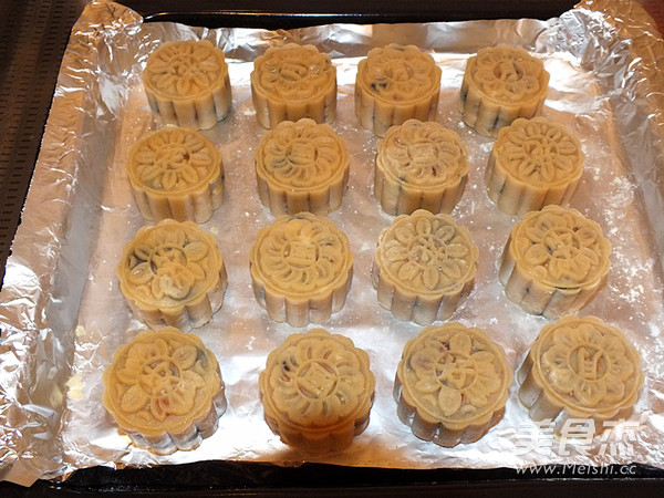 Cantonese Five-nen Moon Cake recipe