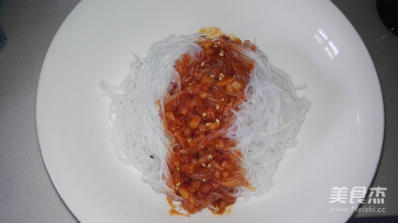 Korean Chili Sauce Mixed with Vermicelli recipe