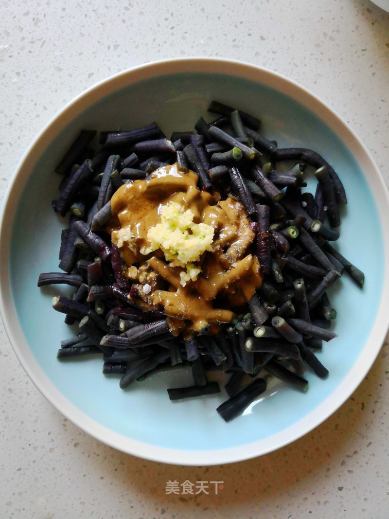 Cowpeas Mixed with Sesame Sauce recipe