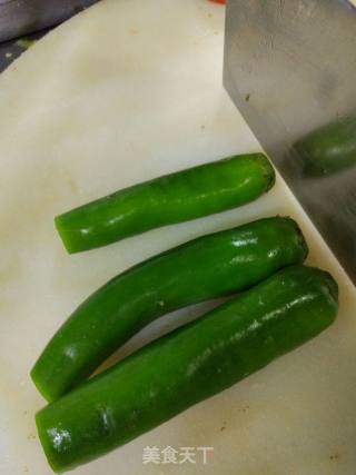 Fried Stuffed Peppers and Braised Fish Bubbles recipe