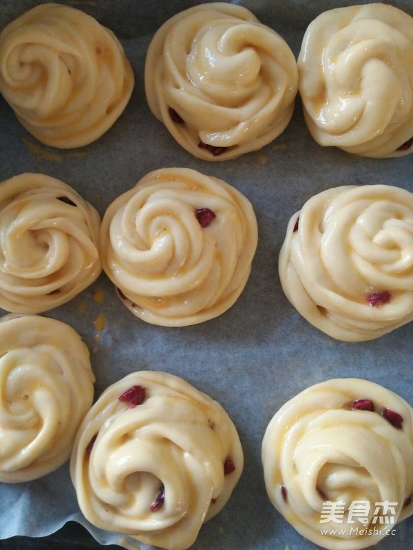 Rose Buns recipe