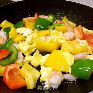 Scrambled Eggs with Shrimp and Bell Pepper recipe