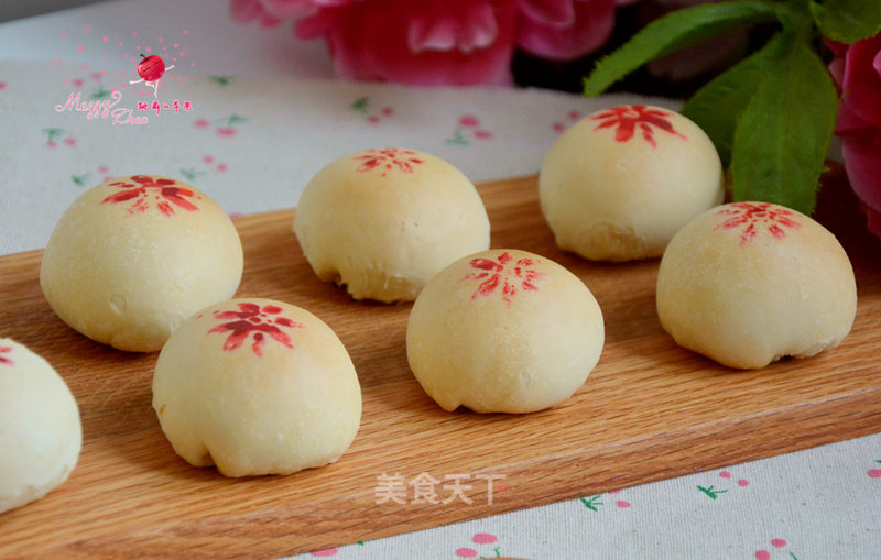 Mustard Fresh Meat Meringue Moon Cakes recipe