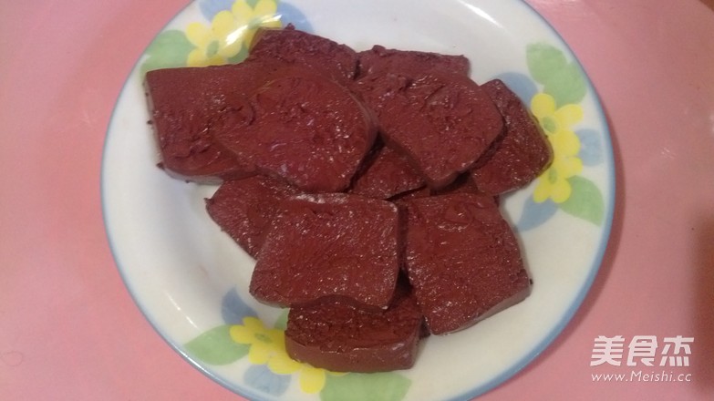 Steamed Pork Blood with Chopped Pepper and Tea Oil recipe