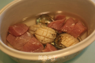 Fresh Abalone and Lean Meat Soup recipe