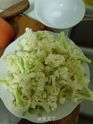 Stir-fried Cauliflower with Tomato recipe