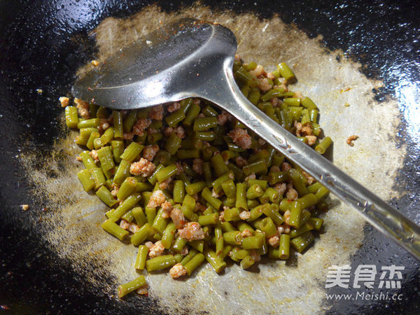 Stir-fried Sour Beans with Minced Pork recipe