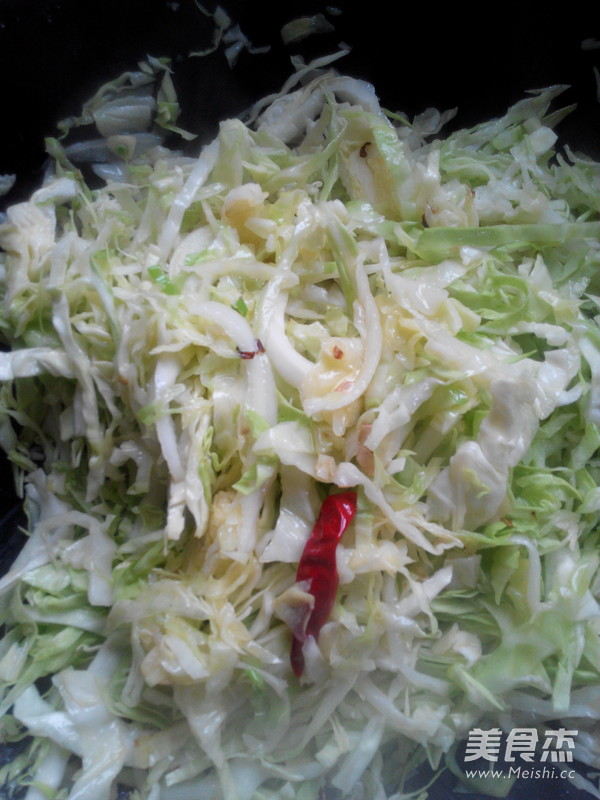 Stir-fried Vermicelli with Cabbage recipe