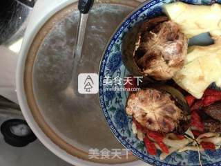 You Can Eat Like this for Expectorating and Relieving Cough-luo Han Guo Pork Rib Soup recipe