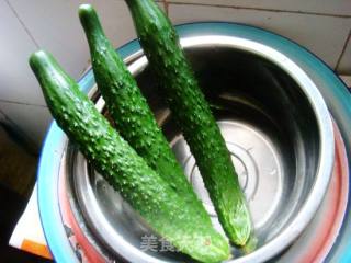 Fried Shrimp with Cucumber recipe